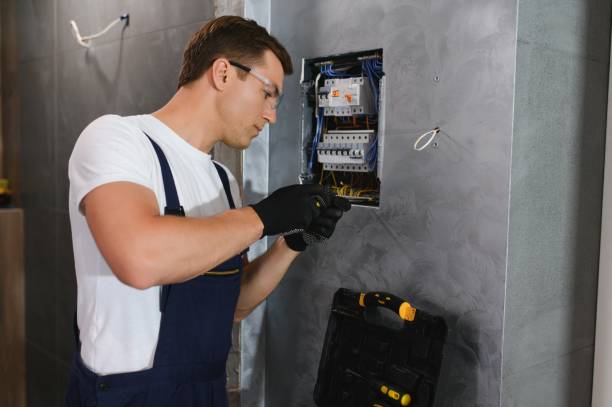 Best Emergency Electrical Repair  in Wildwood, FL